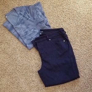 Navy Chaps size 14 capris